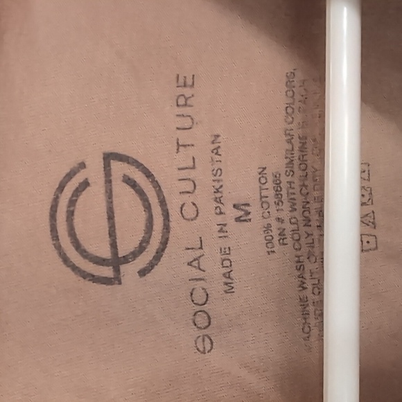 Social Culture Mauve Cropped Tee Short Sleeve Live Your Dreams Size Medium - Picture 2 of 3